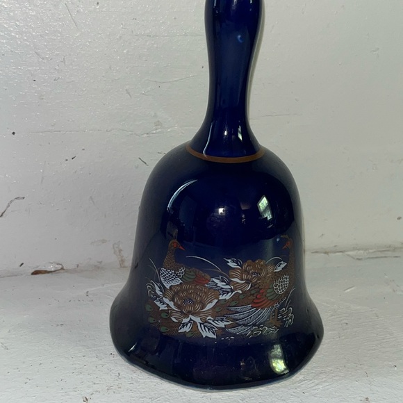 Vintage Glass Bell - Picture 3 of 6